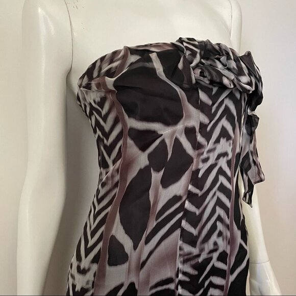 Hugo Boss Black and Gray Strapless Sheath Dress - Picture 3 of 16